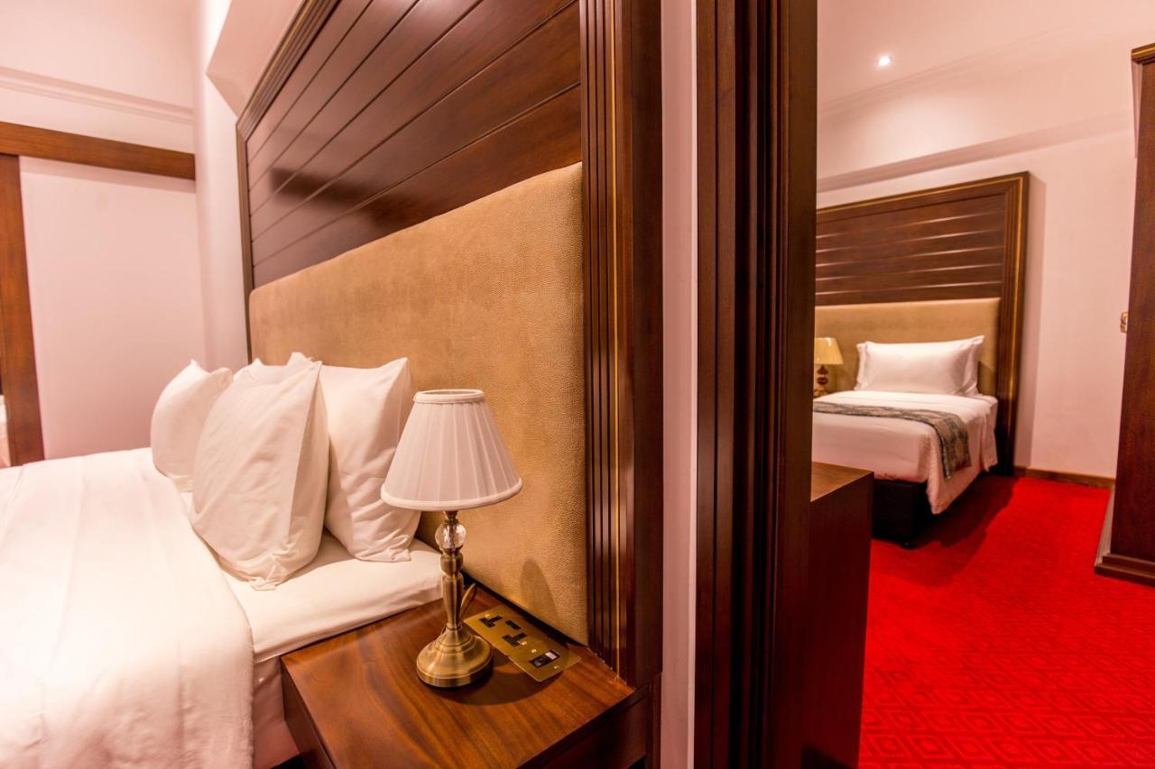 Trillium Boutique City Hotel Коломбо Екстериор снимка