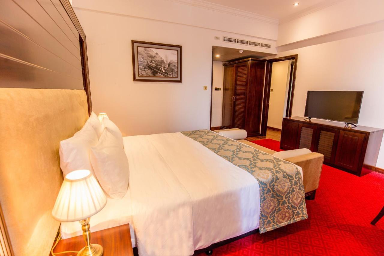 Trillium Boutique City Hotel Коломбо Екстериор снимка