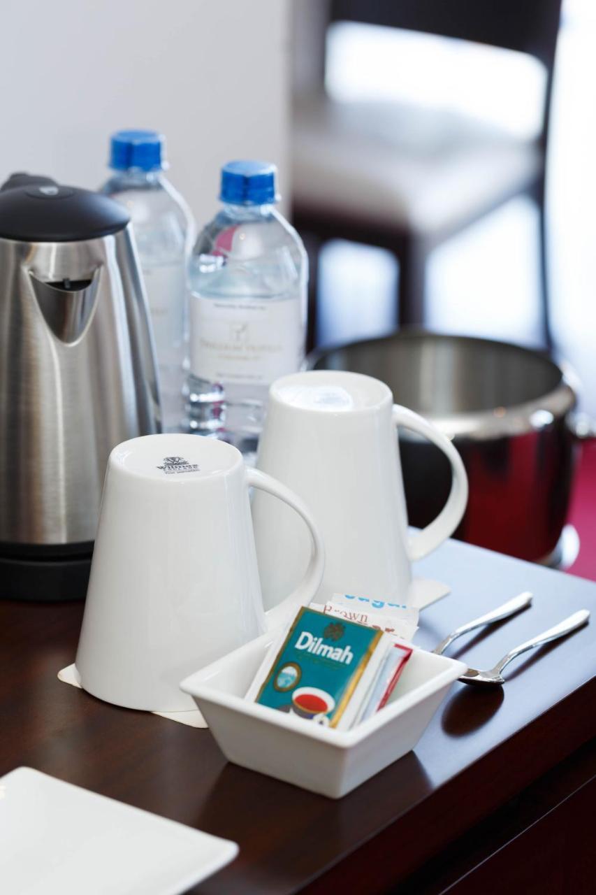 Trillium Boutique City Hotel Коломбо Екстериор снимка